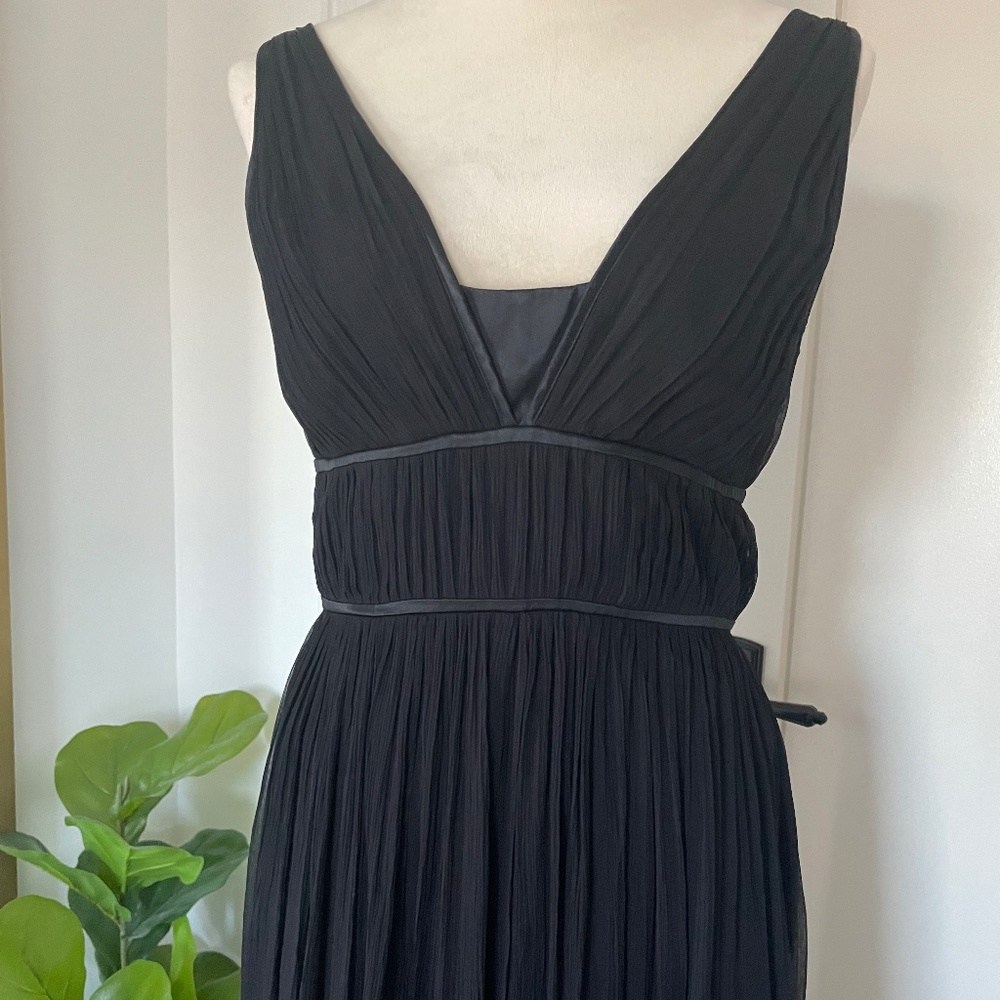 Calvin Klein- Black Silk Sleeveless Gown- US 6
